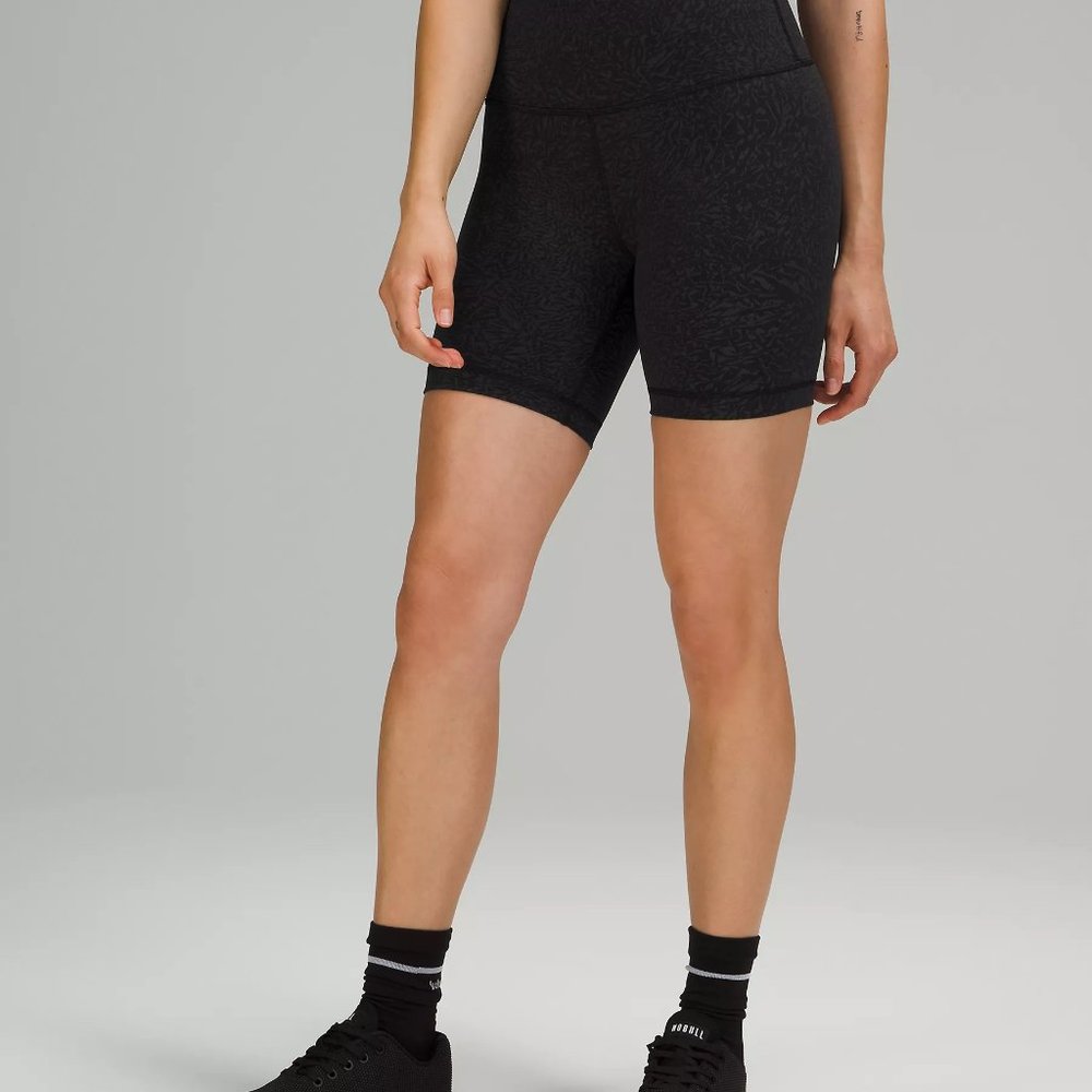 Lululemon Wunder Train High-Rise Short 6"